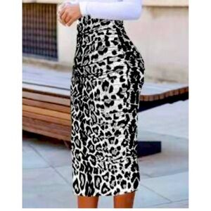 Cute SHEIN size 2xl skirt